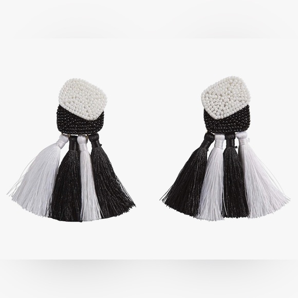 BNWT MUD PIE BEADED BLACK & WHITE TASSEL POST BACK EARRINGS HYPOALLERGENIC - Picture 1 of 4